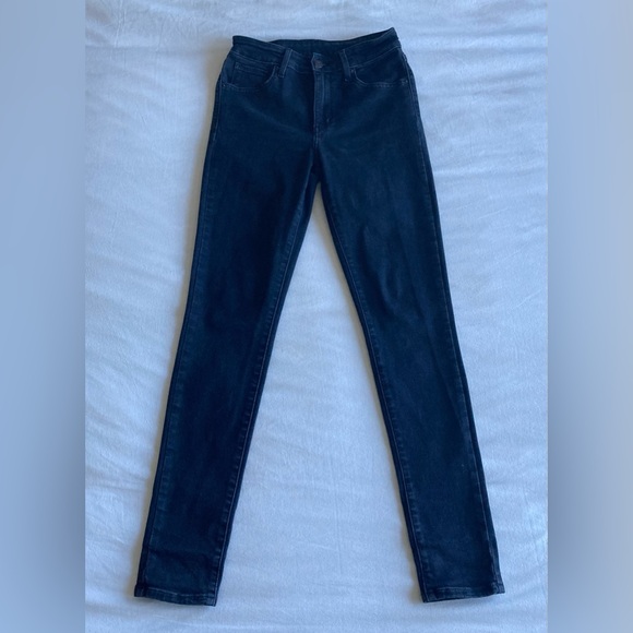 Levi’s high rise skinny jeans - Picture 1 of 6
